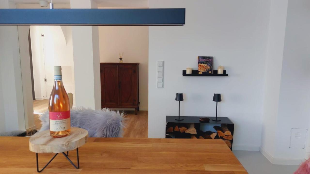 Adenauer Zwoelf - Das 5 Sterne Ferienhaus Mit Sauna Und Garten Am Eifelsteig Kerpen  Luaran gambar