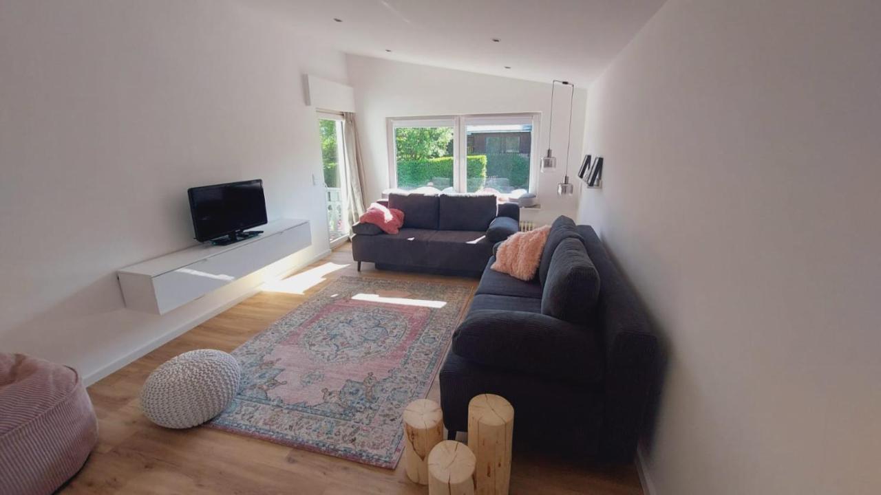 Adenauer Zwoelf - Das 5 Sterne Ferienhaus Mit Sauna Und Garten Am Eifelsteig Kerpen  Luaran gambar