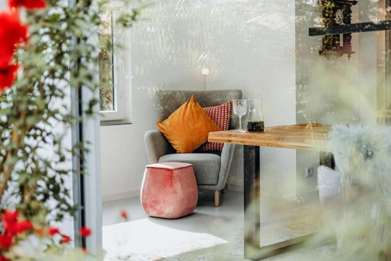 Adenauer Zwoelf - Das 5 Sterne Ferienhaus Mit Sauna Und Garten Am Eifelsteig Kerpen  Luaran gambar